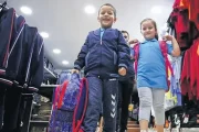 Özel Okullarda Forma Tartışması: Yönetmelik Serbest Piyasa Diyor, “Resmi Satıcı” Uygulaması Sürüyor