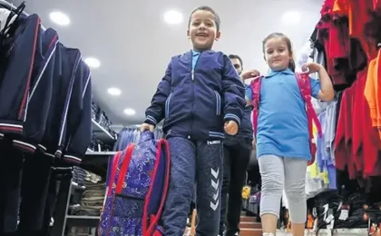 Özel Okullarda Forma Tartışması: Yönetmelik Serbest Piyasa Diyor, “Resmi Satıcı” Uygulaması Sürüyor